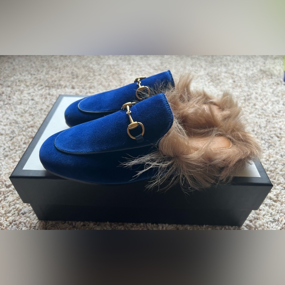 New GUCCI Princetown Fur velvet Cobalt Blue Slippers mules flats - Picture 8 of 10